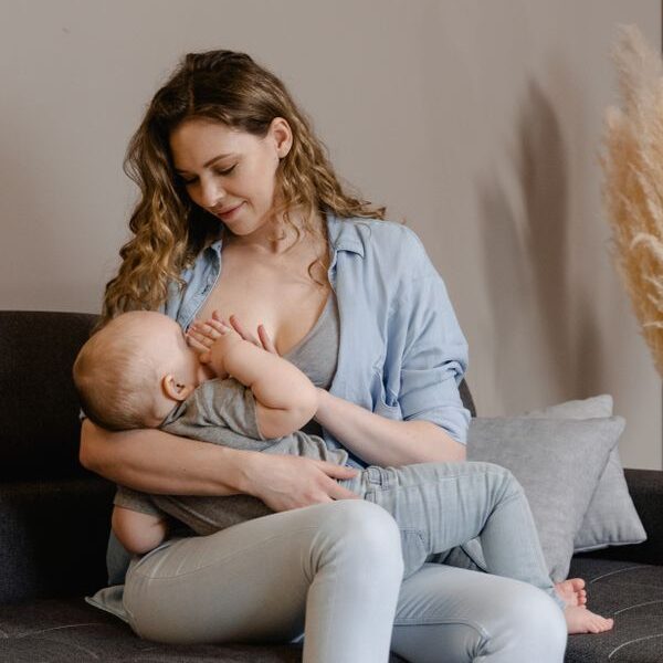 sos-maternidade-amamentar-bebe